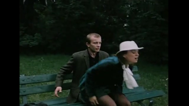Bildschirmfoto Сцена из польского фильма - 2 (эротическая / постельная / сцена / фильма / секс / трахается / голая)