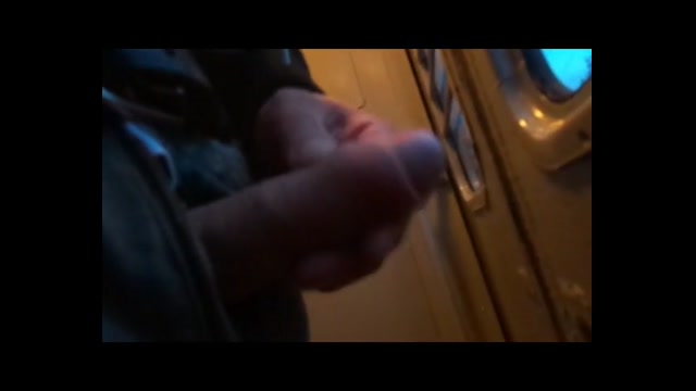 Screenshot Guys Jerking Off In Public (amateur)