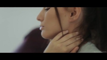 Screenshot Sexy Brunette Masturbating.