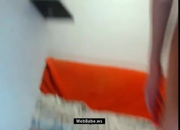 Bildschirmfoto Missfetish ist eine Rothaarige und ein großer Schwanz im Arsch (runetki | bongacams | ruskams | chaturbate |)