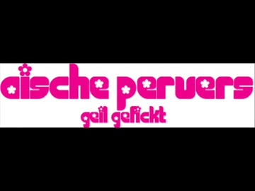 Bildschirmfoto Hausgemachter Privatporno, der seinen Sex mit einem nuttigen Mädchen filmt, das Sperma aus einem Kondom trinkt