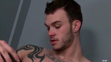 Screenshot Straight Tricked Blowjob Guy, And Then He Fucked