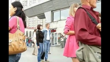 Screenshot Voyeurism Under Skirt Hd