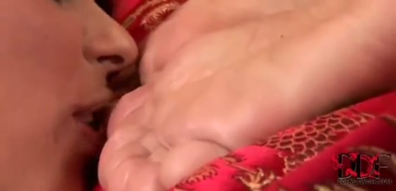 Порно видео лесбийский массаж любовь