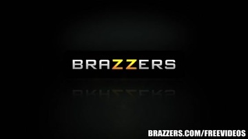 Bildschirmfoto Gia Steel [HD 720 секс, sex, анал, anal, cumshot, минет, трах, лесби, порно, porno, видео, gangbang] - 2
