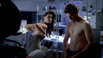 Screenshot Hollie Stenson - Femme Fatales (2012) (s02e06) (erotic Bed Scene From Movie Celebrity Fucking Naked Sex Scene)