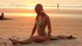 Screenshot Yoga, Sex, Life And Lots Of Love.