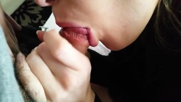 Screenshot Jana Loves To Swallow Sperm And So Produced It With The Help Of A Blowjob To Her Boyfriend