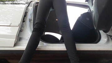Screenshot The Girl Walking Down The Street And Masturbates In The Periscope (in The Shower,skype,sex,naked,new,cumshot,orgasm,night And Day,periscope,periscope,