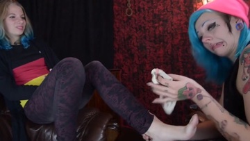 Screenshot Lesbian Foot Fetish (j. D) - 2