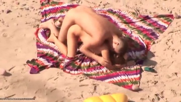 Screenshot Hidden Camera - Sex On The Beach, Real Amateur Sex