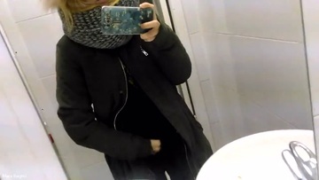 Screenshot I Play With My Wet Twat In A Public Restroom..