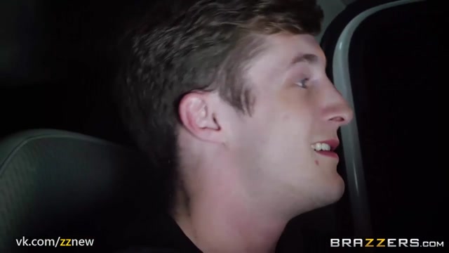 Bildschirmfoto Mandy Muse Fucks In Minivan