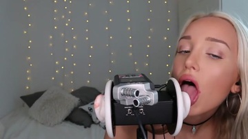 Screenshot Gwen Asmr: Licking And Sucking
