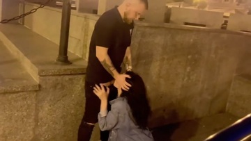Screenshot Public Blowjob - Real Amateurs