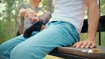 Screenshot Outdoor Legsjob In Public Park - Black Tights, 4k