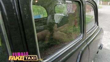 Screenshot Two brunettes cum in car - lesbian Fake Taxi