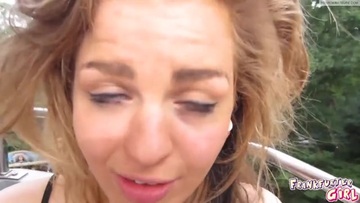 Screenshot American woman masturbates on a Ferris wheel in front of a stranger