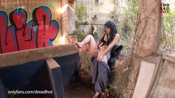 Screenshot Public Fucking inside Destroyed Construction over a Highway - Amateur Dread Hot
