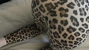 Screenshot Cutest Whimpers and Screams. Naughty Lesbian sub Gets her Ass Spanked Hard 