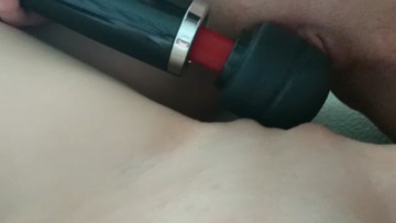 Screenshot Lesbian Girls Rub their Clits together until load orgasm