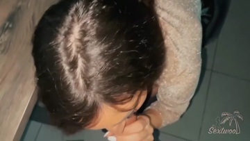Screenshot Passionate fuck between real couple and FACIAL countdown - AMATEUR SEXTWOO