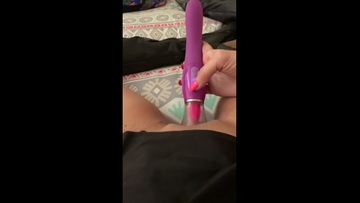 Screenshot Tongue toy on my clit