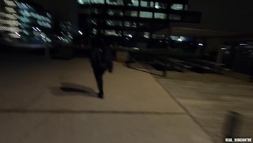 Screenshot A pretty arab from the suburb gets fucked in public and in anal by a black for an Iphone 13 !!!