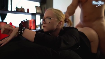 Screenshot Hot Girl Gagged had Passionate Sex and Deep Sucking Dick