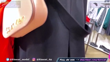 Screenshot Risky Blowjob in Fitting Room for Big Mac - Public Agent PickUp & Fuck Student in Mall / Kiss Cat