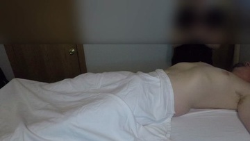 Screenshot Real massage therapist gives happy ending