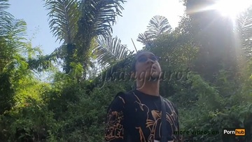 Screenshot Quickie sa gubat - Risky outdoor may nakakita samin while fucking.