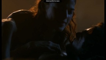 Screenshot Game of Thrones - Jon Snow and Ygritte sex scene in cave; Kit Harington and Rose Leslie sex scene