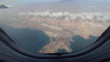 Screenshot VLOG - Gran Canaria - First naked on the beach, then he fucks me in the shower.