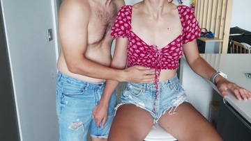 Screenshot This time the mutual masturbation ended with an absolutely incredible cumshot on her