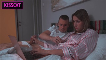 Screenshot Step son distract step mom from work, so she helps cum with hand job in share bed, but get fuck