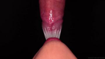 Screenshot CLOSE UP: BEST Bottom View CONDOM BLOWJOB! She BROKE the CONDOM and STARTS PLAYING with CUM! ASMR 4K