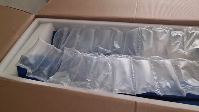 Bildschirmfoto Unboxing of the most realistic silicone sex doll and sex compilation with she