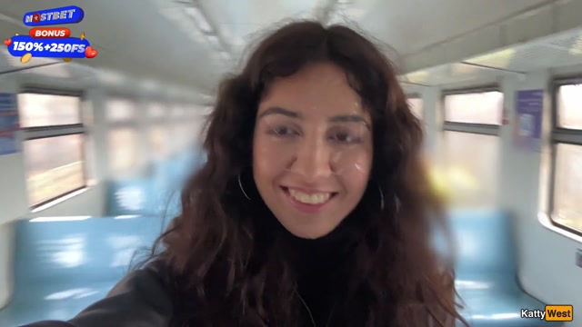 Bildschirmfoto Stranger Helped Me Cum On Public Train And Walks Around Carriages With Cum On Face - CUMWALK