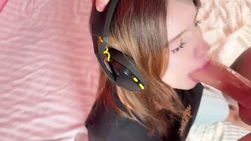Screenshot Tore the hole of this student pov