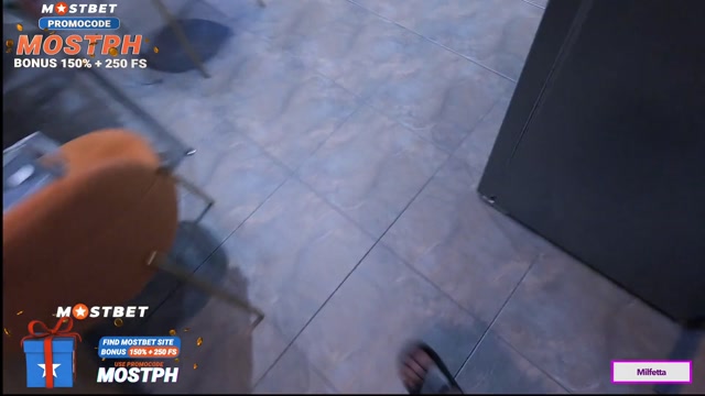 Bildschirmfoto Соседка избавила меня от головной боли минетом