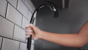 Screenshot "Insatiable Housewife Begs to Be Fucked in the Ass | Anal Debauchery"