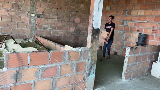 Bildschirmfoto Впервые трахнул сочную задницу своей начальницы