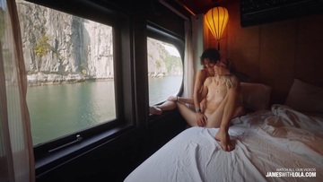 Screenshot Making love on our ship while sailing through Asia